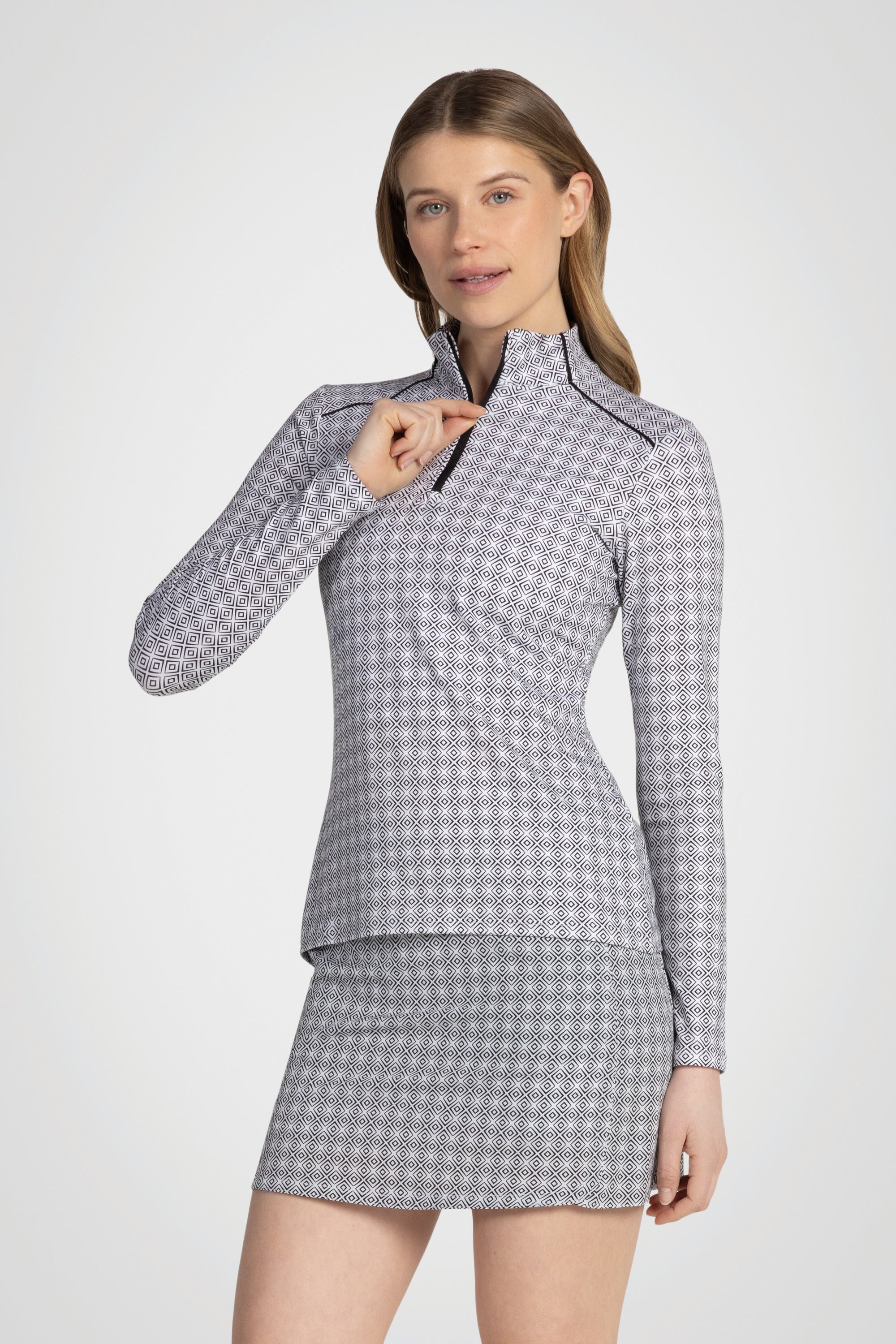 PlayMotion Zip Mock Top