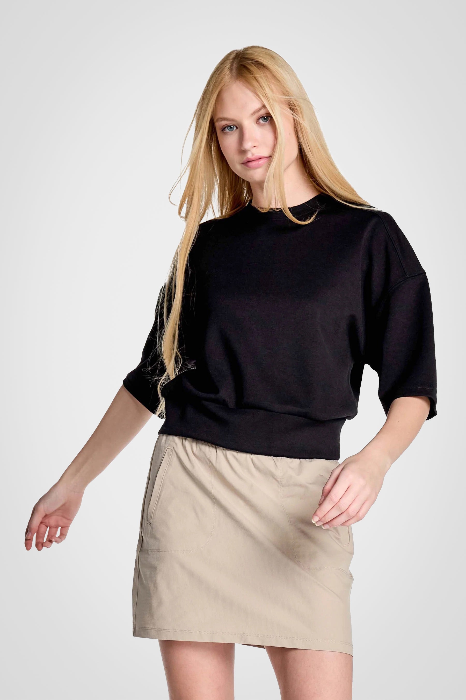Stretch Knit Crew Neck Short Sleeve Top