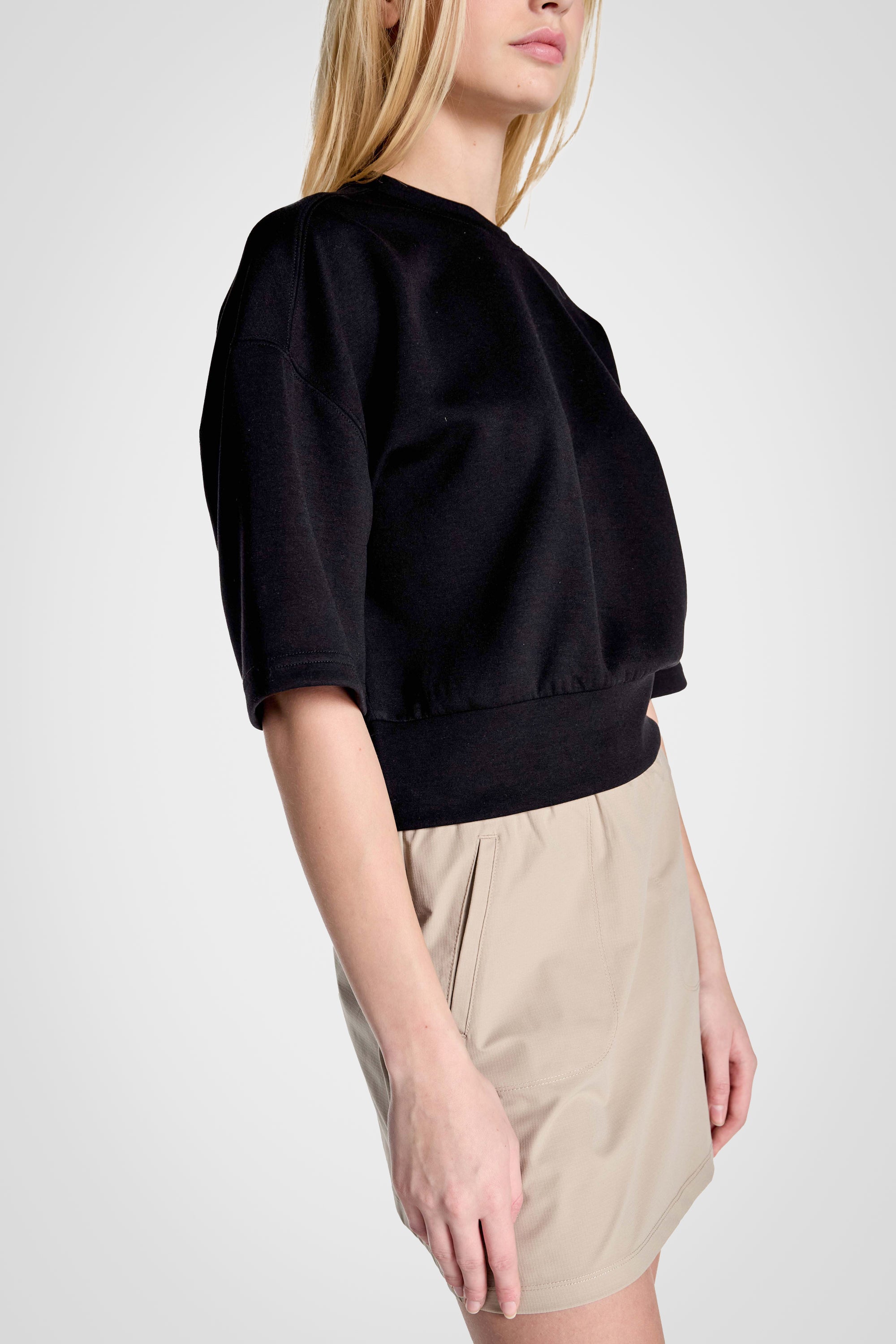 Stretch Knit Crew Neck Short Sleeve Top