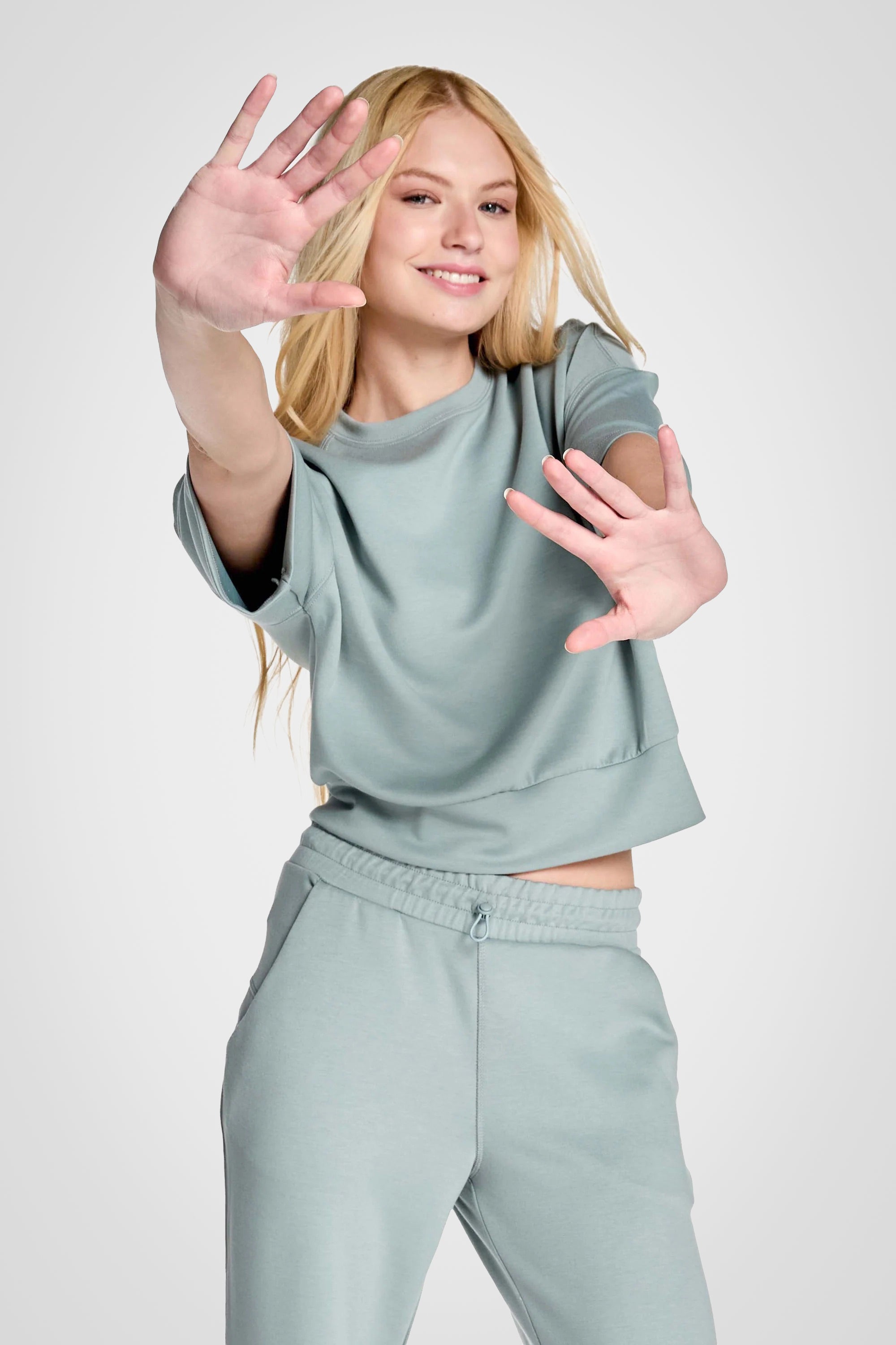 Stretch Knit Crew Neck Short Sleeve Top