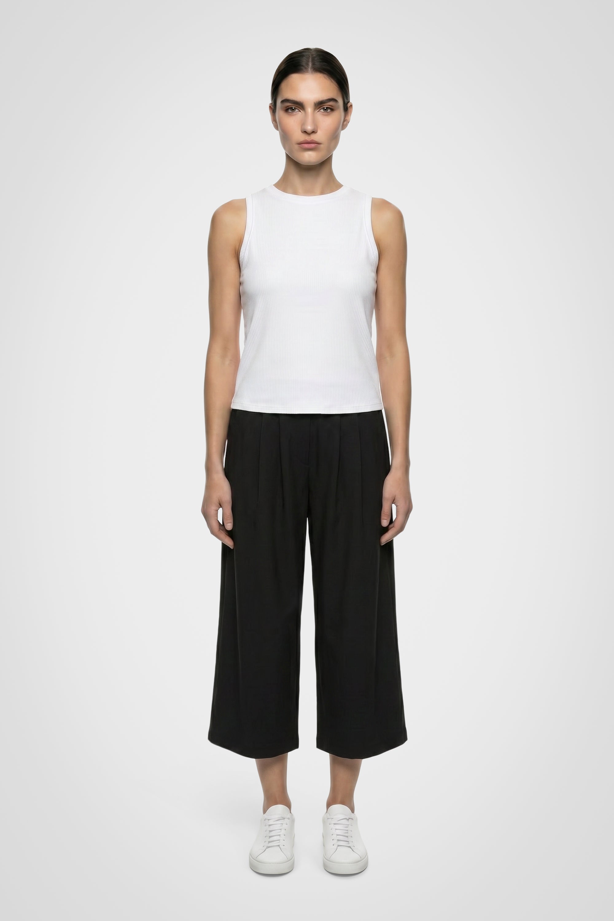BreezeFlow Wide Leg Capri