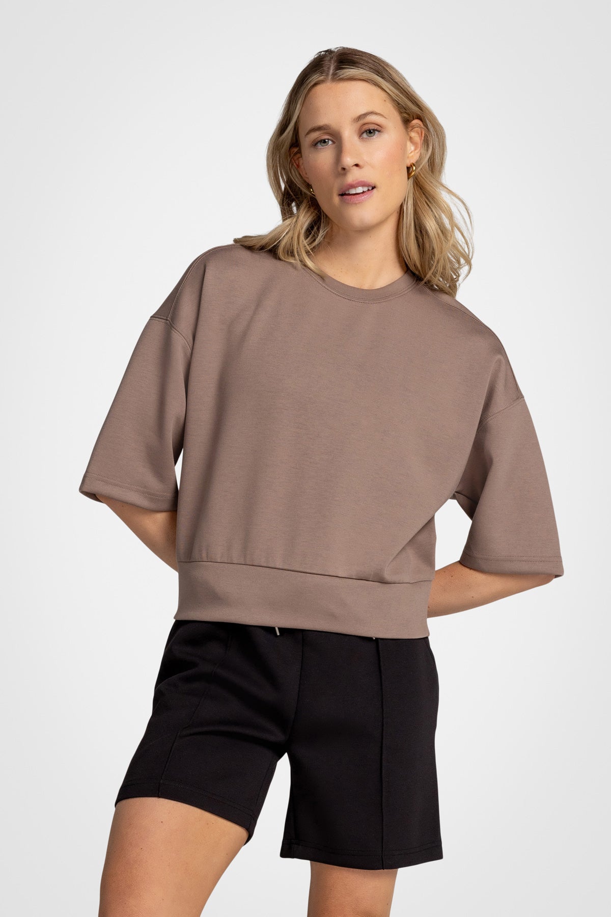 Stretch Knit Crew Neck Short Sleeve Top