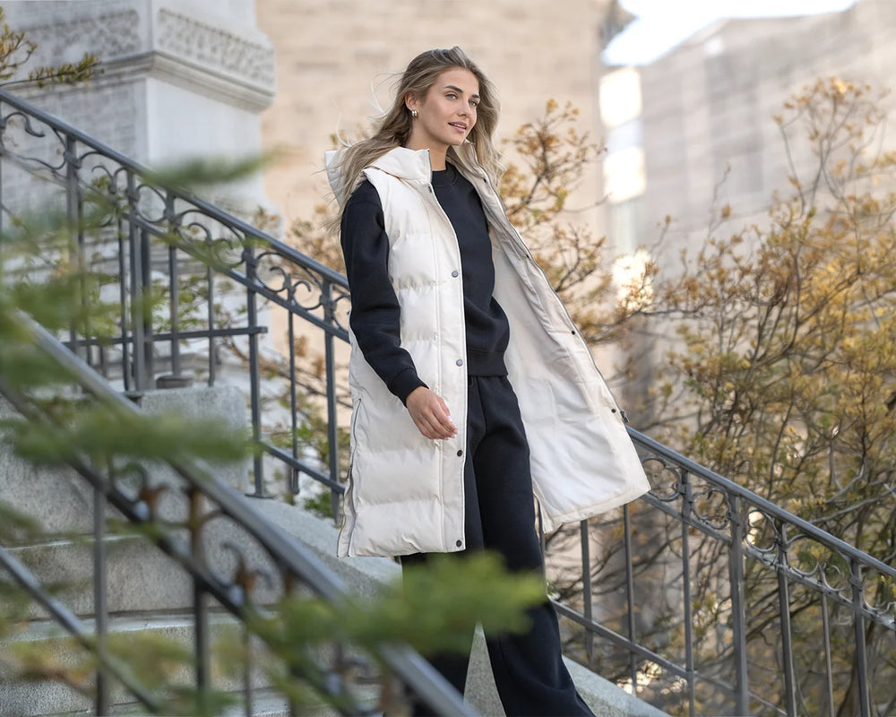 Women's Jackets & Vests