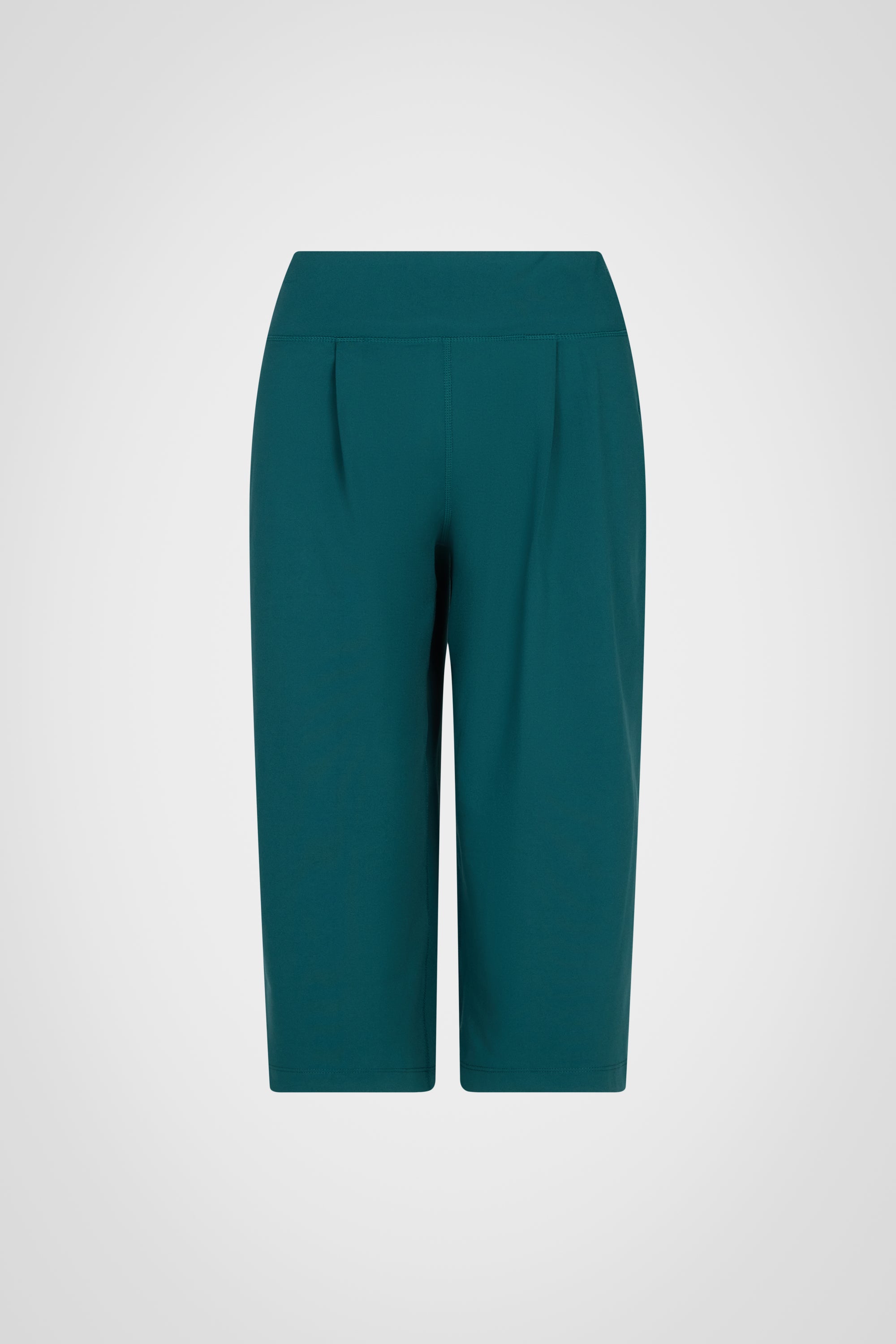 Avenza Pleated Capri