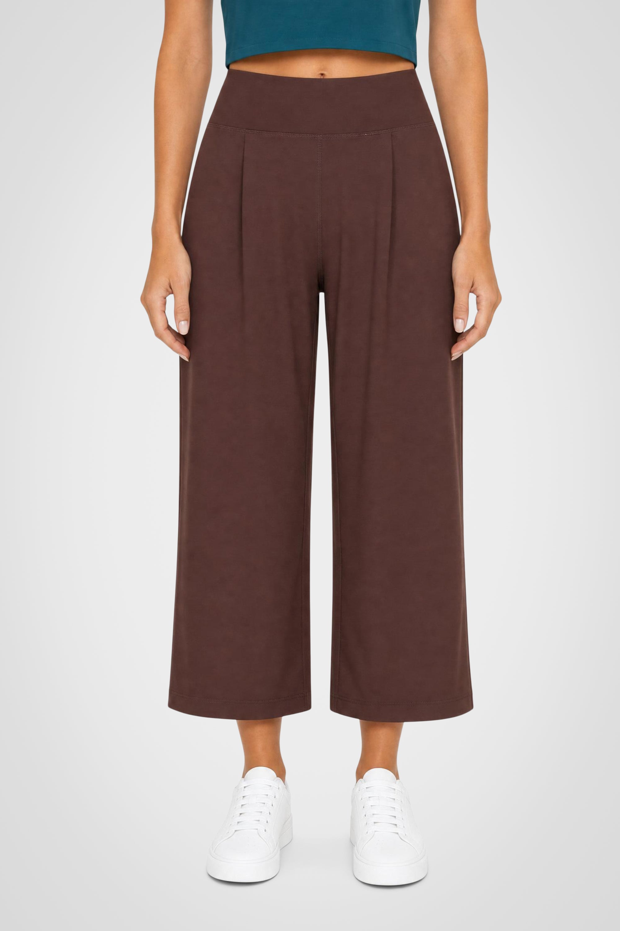 Avenza Pleated Capri