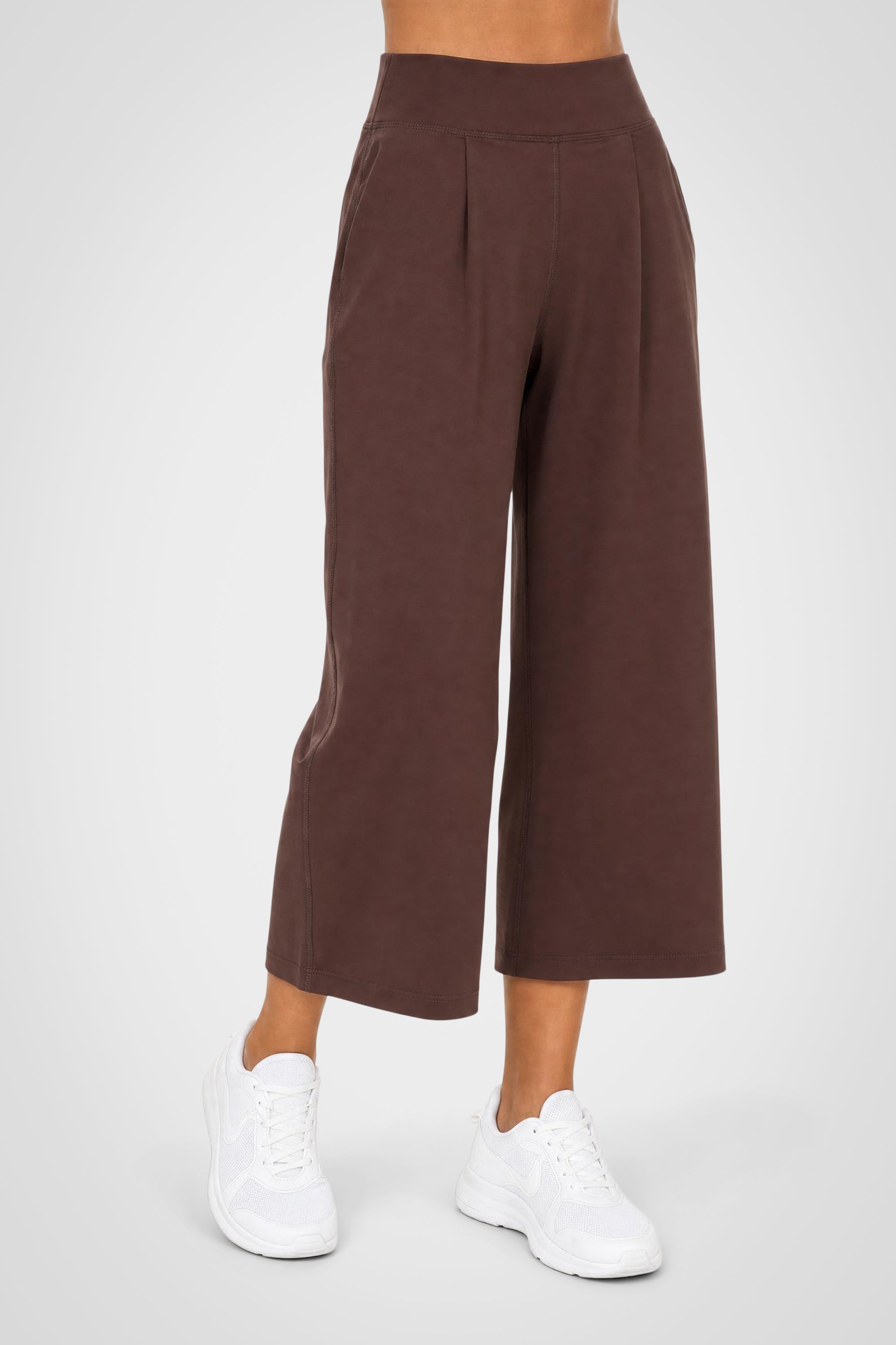 Avenza Pleated Capri