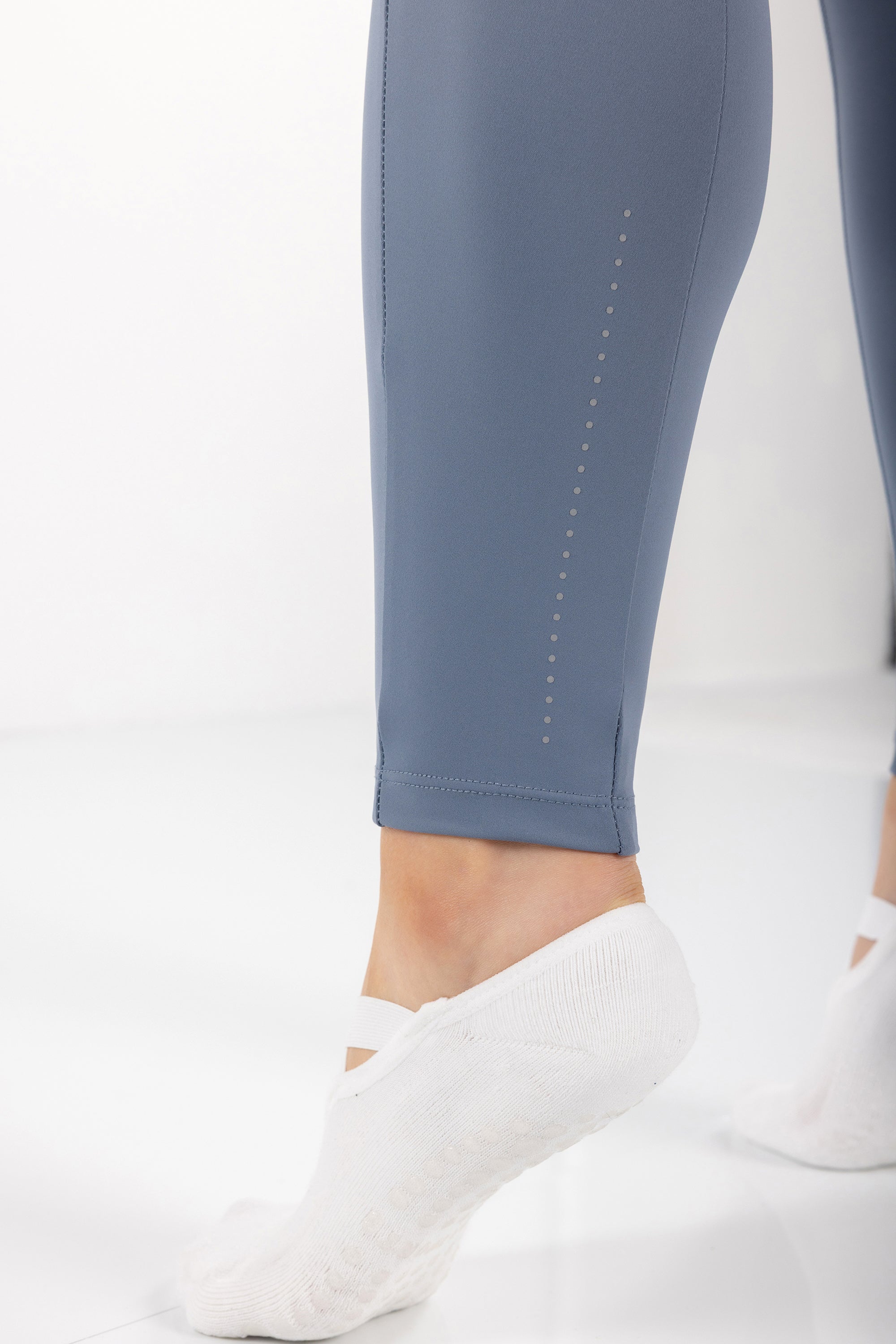 Run Pocket High-Waist 7/8 Legging – 26”