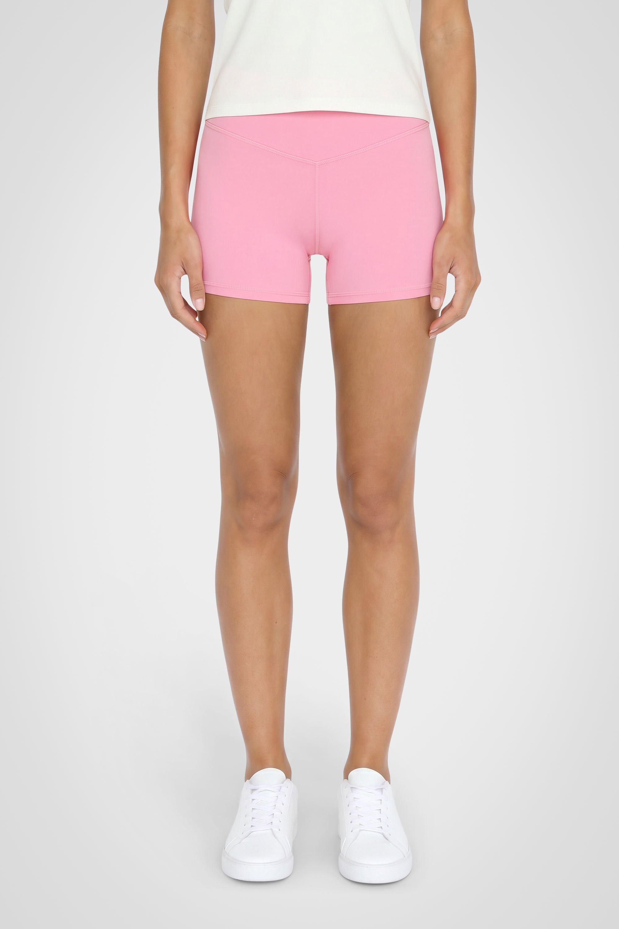 Venture V-Waist Short
