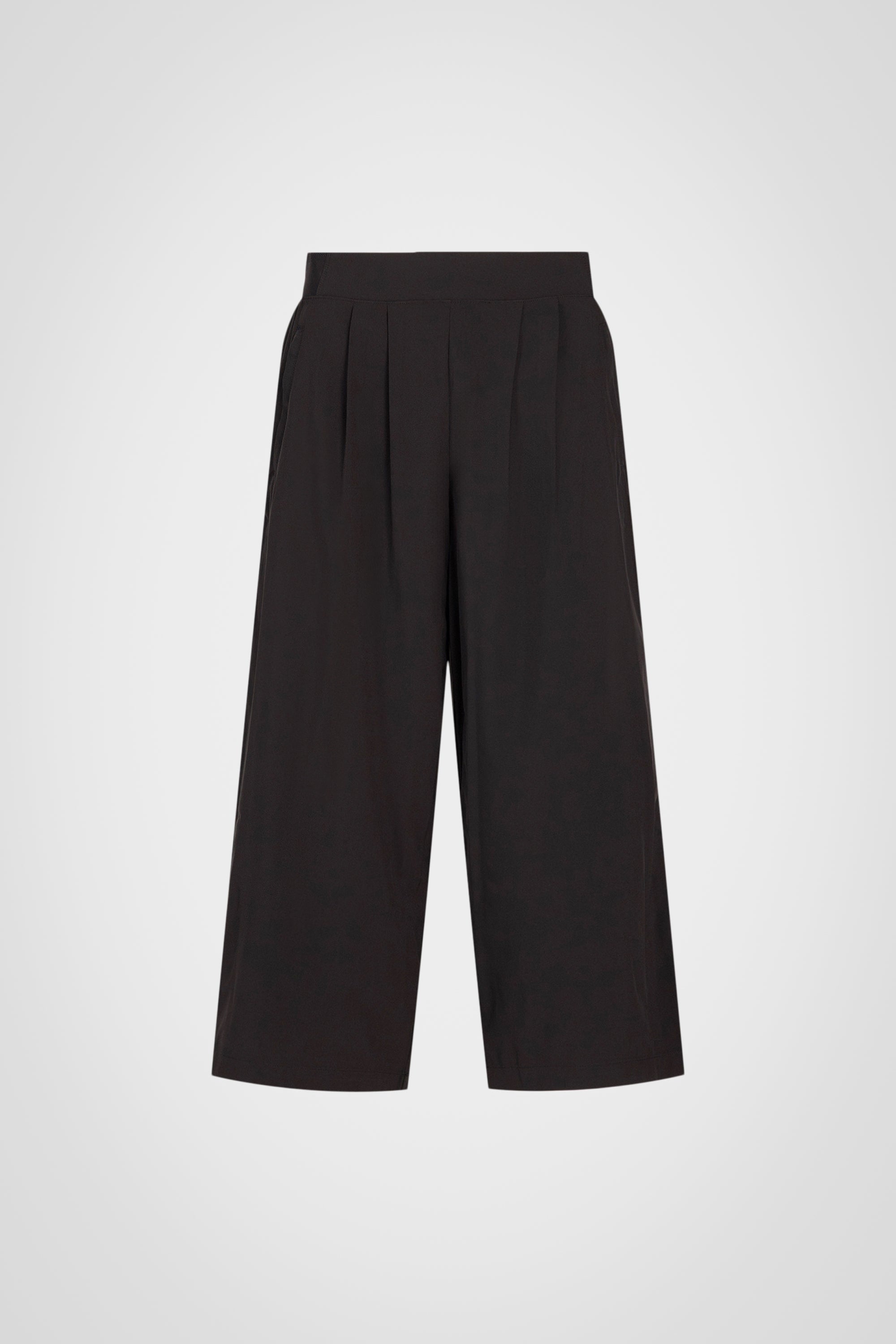 BreezeFlow Wide Leg Capri