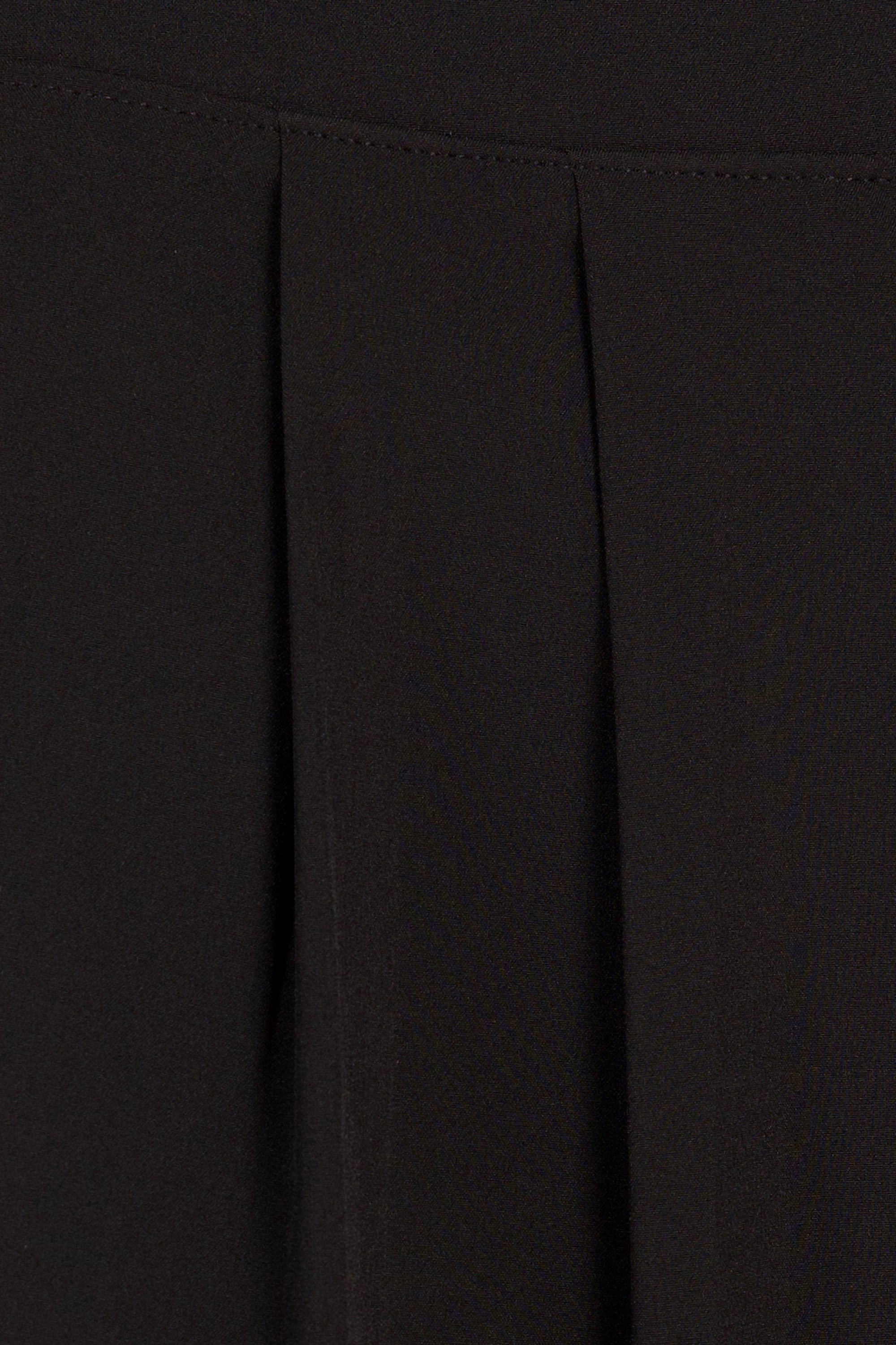 BreezeFlow Wide Leg Capri