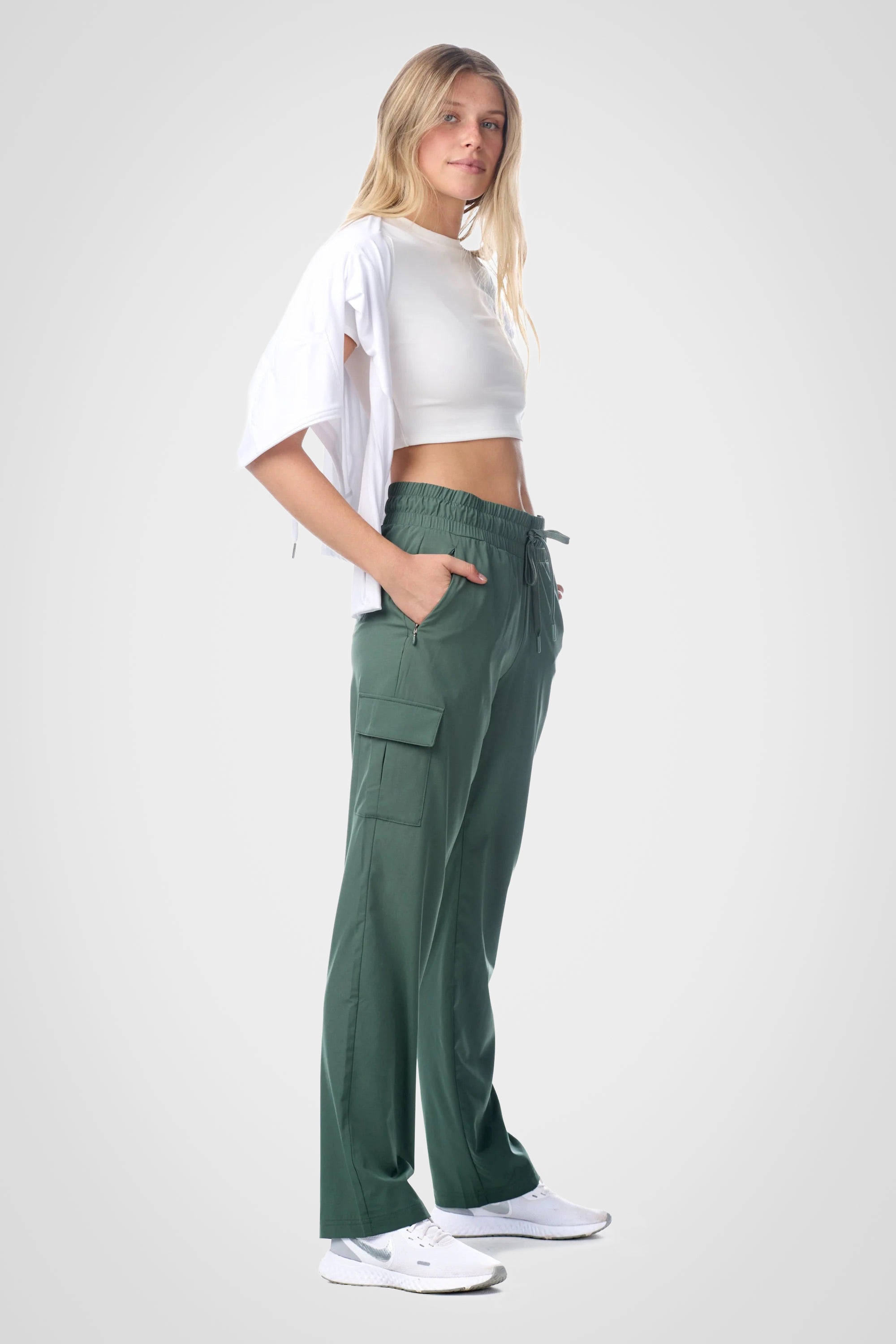 Eve Woven Cargo Pant